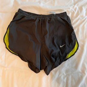 Nike dri-fit running shorts xs